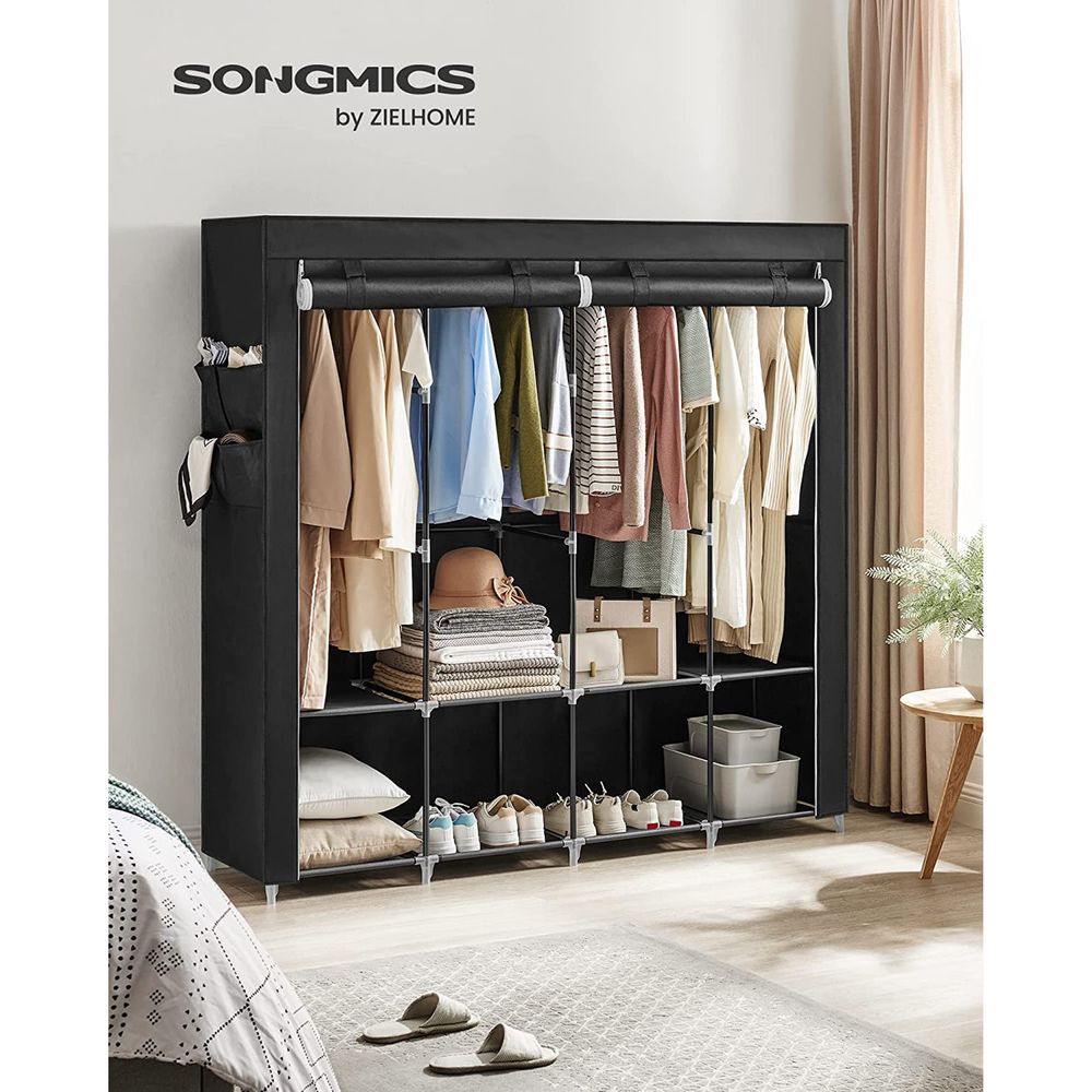 Armoire en tissu noir